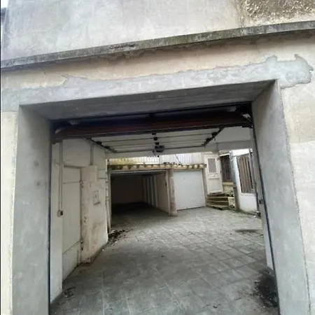 Le Bressey Apartamento